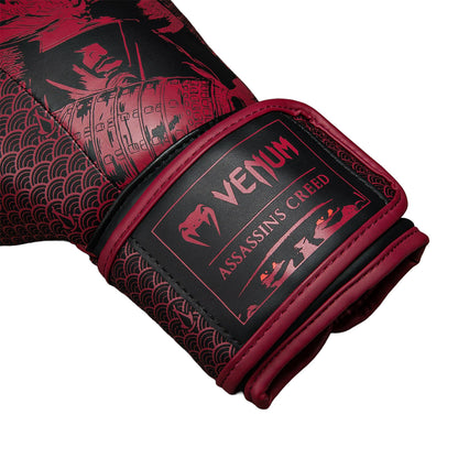 Venum x Assassin's Creed Shadows Boxing Gloves - Burgundy/Black